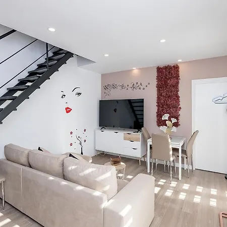 Bhost - Regina Apartment *